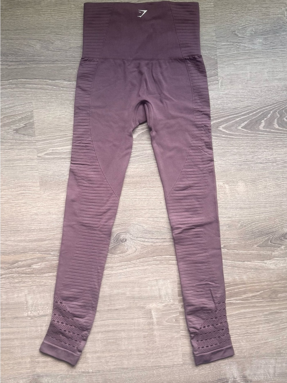 Gymshark Women’s XS Seamless High-Waist Leggings in Dusty Mauve - Picture 3 of 5